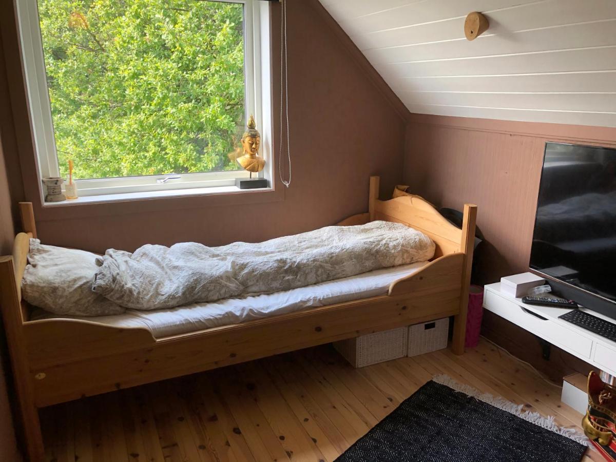 Aid Og Svein' S Sentrumsnaere Panorama Hjem Apartment Кристиансан Екстериор снимка